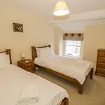 Tatil Evi Town End
