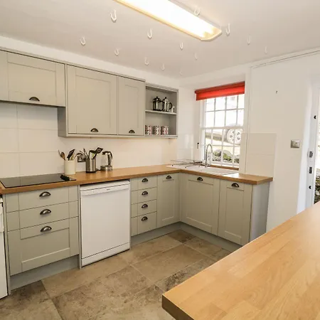 Town End بيت للعطل