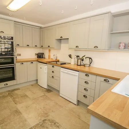 Town End بيت للعطل *